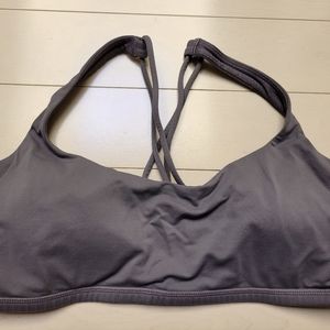 Lululemon size 10 Free to be sports bra